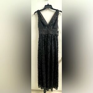 Vera Wang Black Floral Lace Maxi Dress